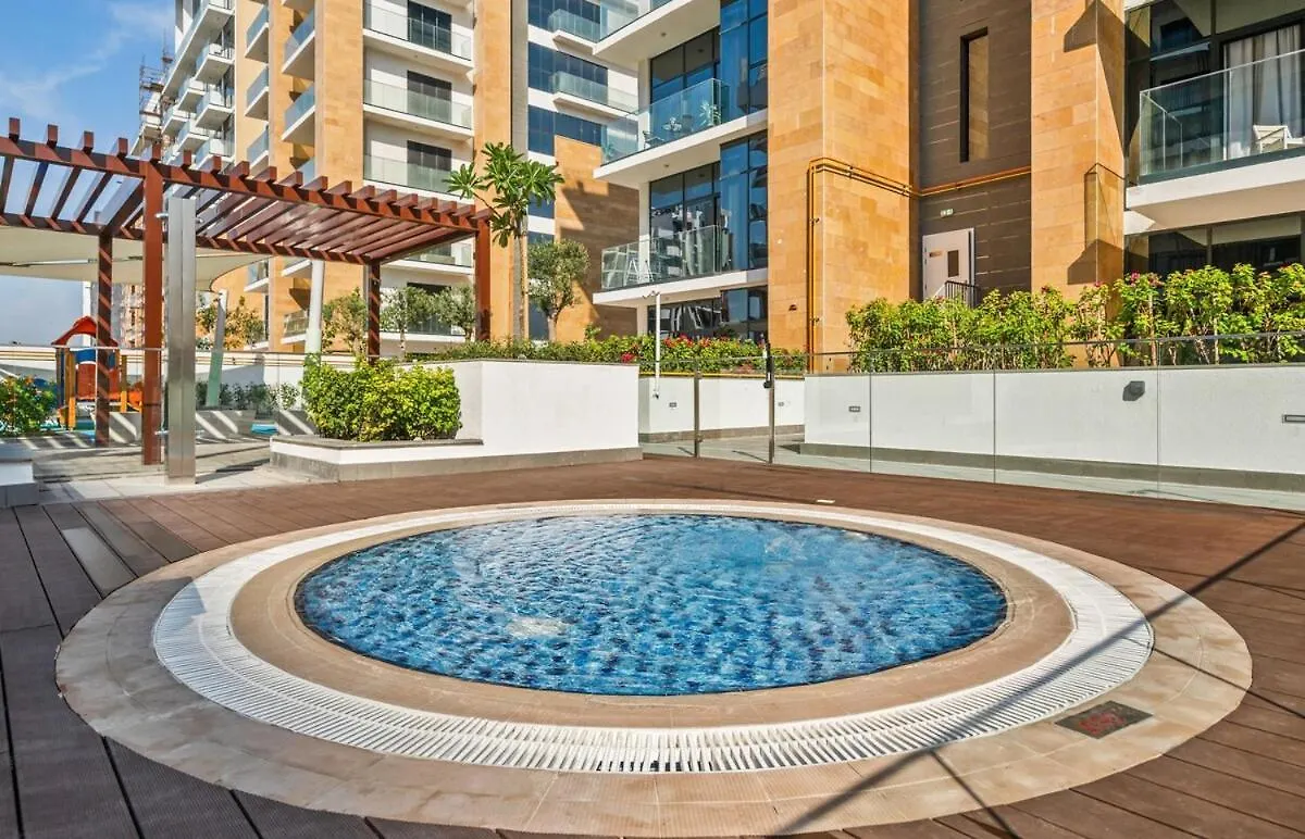 Studio W/ Burjkhalifaview In Riviera Near Downtown Dubai United Arab Emirates